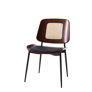 Harrold Chair(해럴드 체어)
